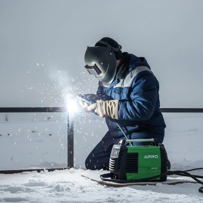 Зварювальний апарат інверторний APRO MMA-160 LV, ел.5мм, + набір кабелів